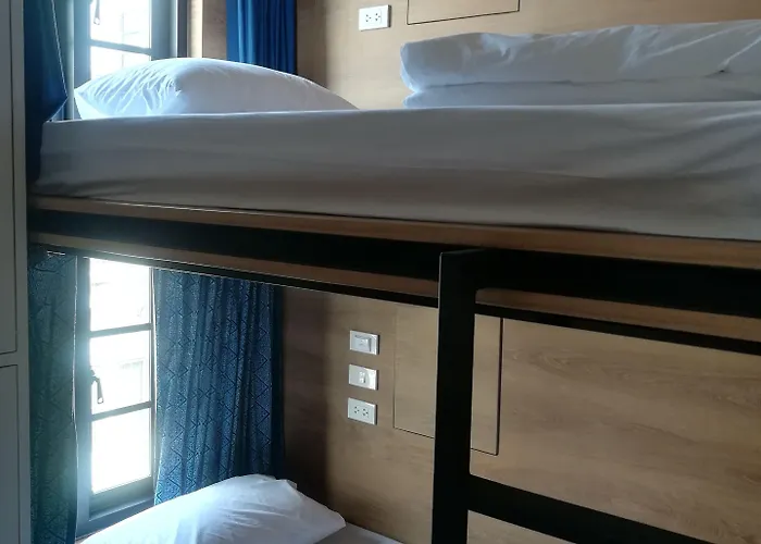 Natee Hostel *