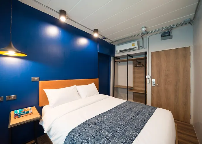 Natee Hostel *
