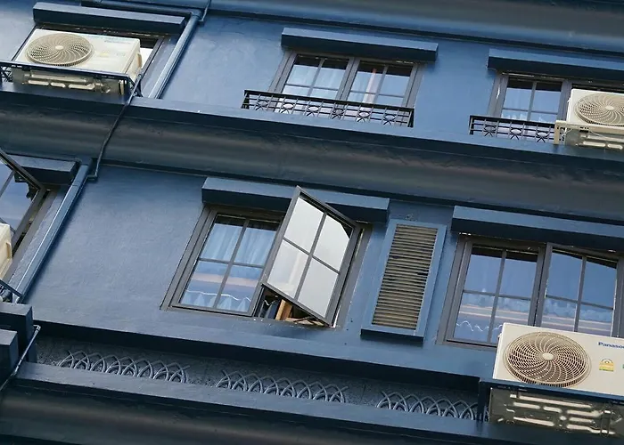 Natee Hostel